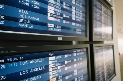 uniairlinedsc00139_tp_v