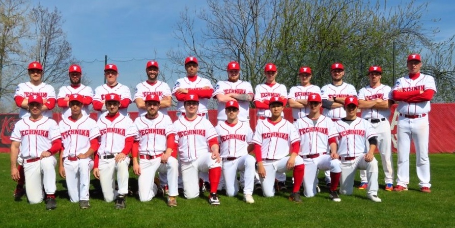 55853469_962598550611045_8048039732199817216_o